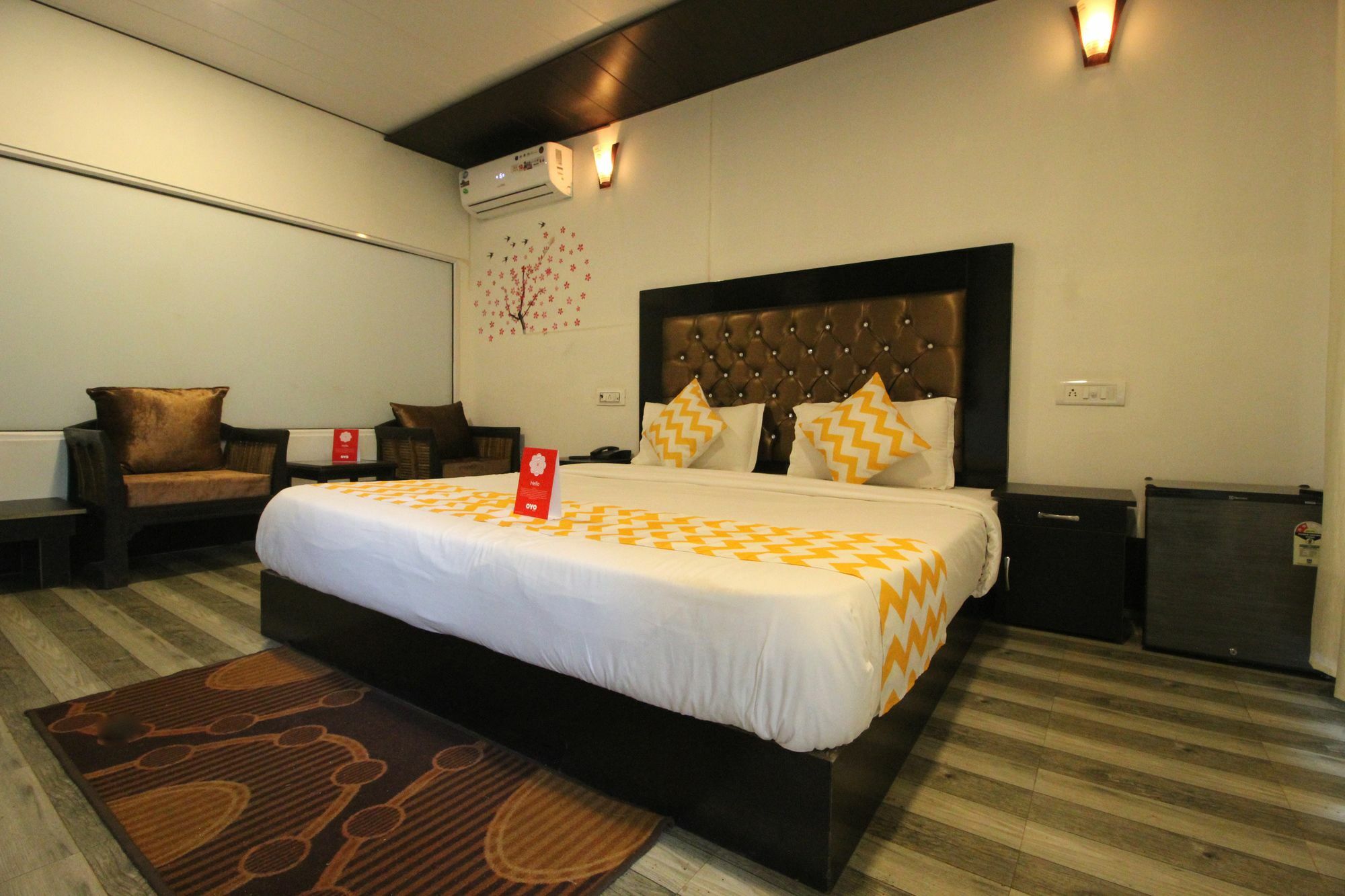 Collection O Retreat Morjim Resort Extérieur photo