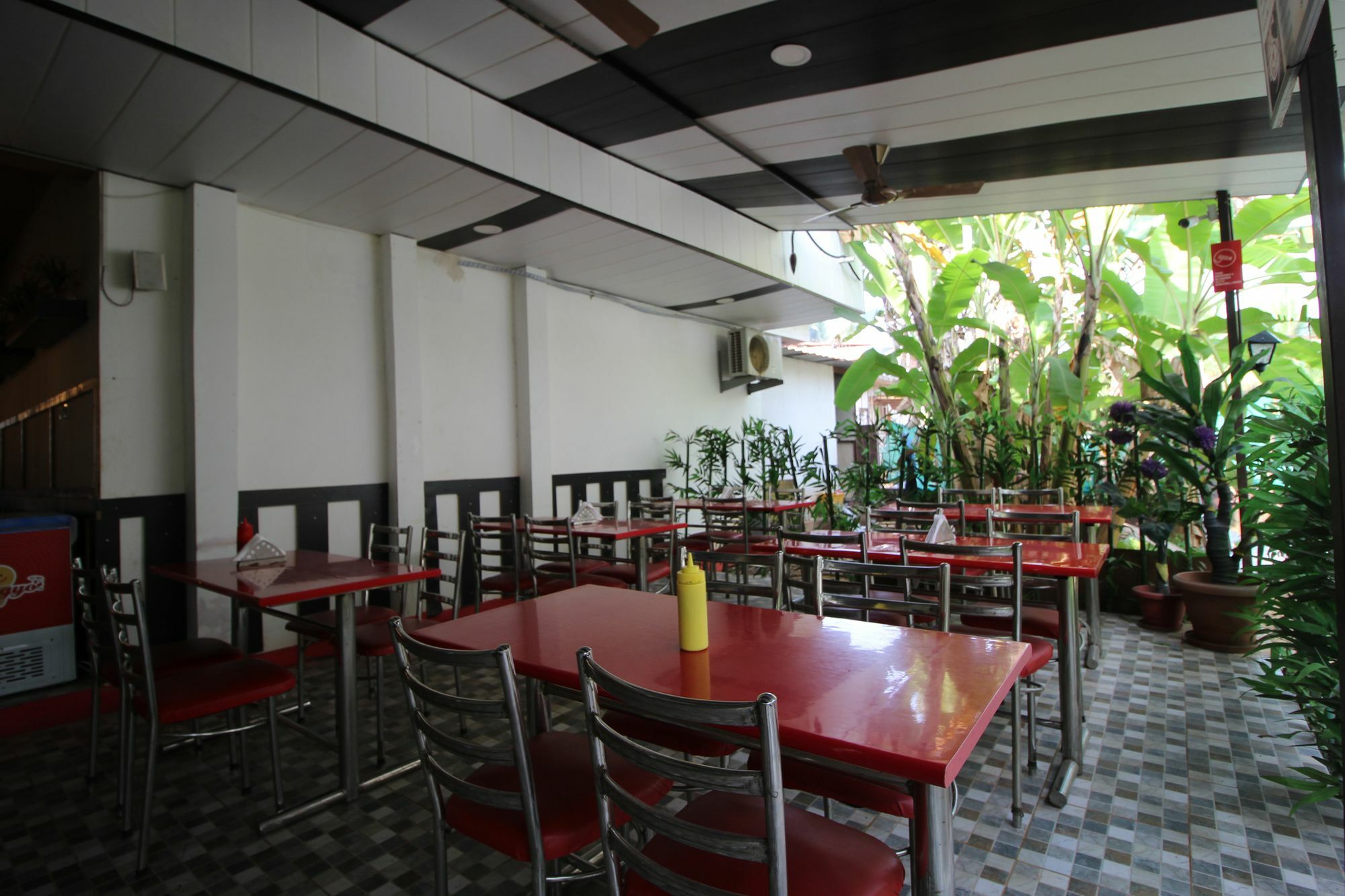 Collection O Retreat Morjim Resort Extérieur photo