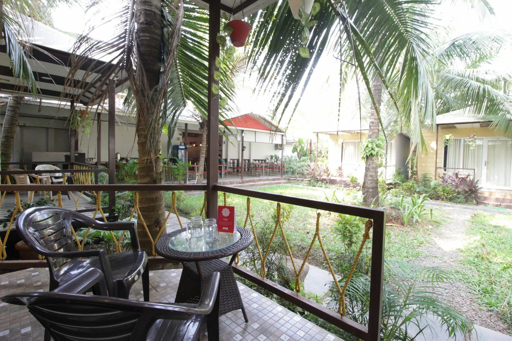 Collection O Retreat Morjim Resort Extérieur photo